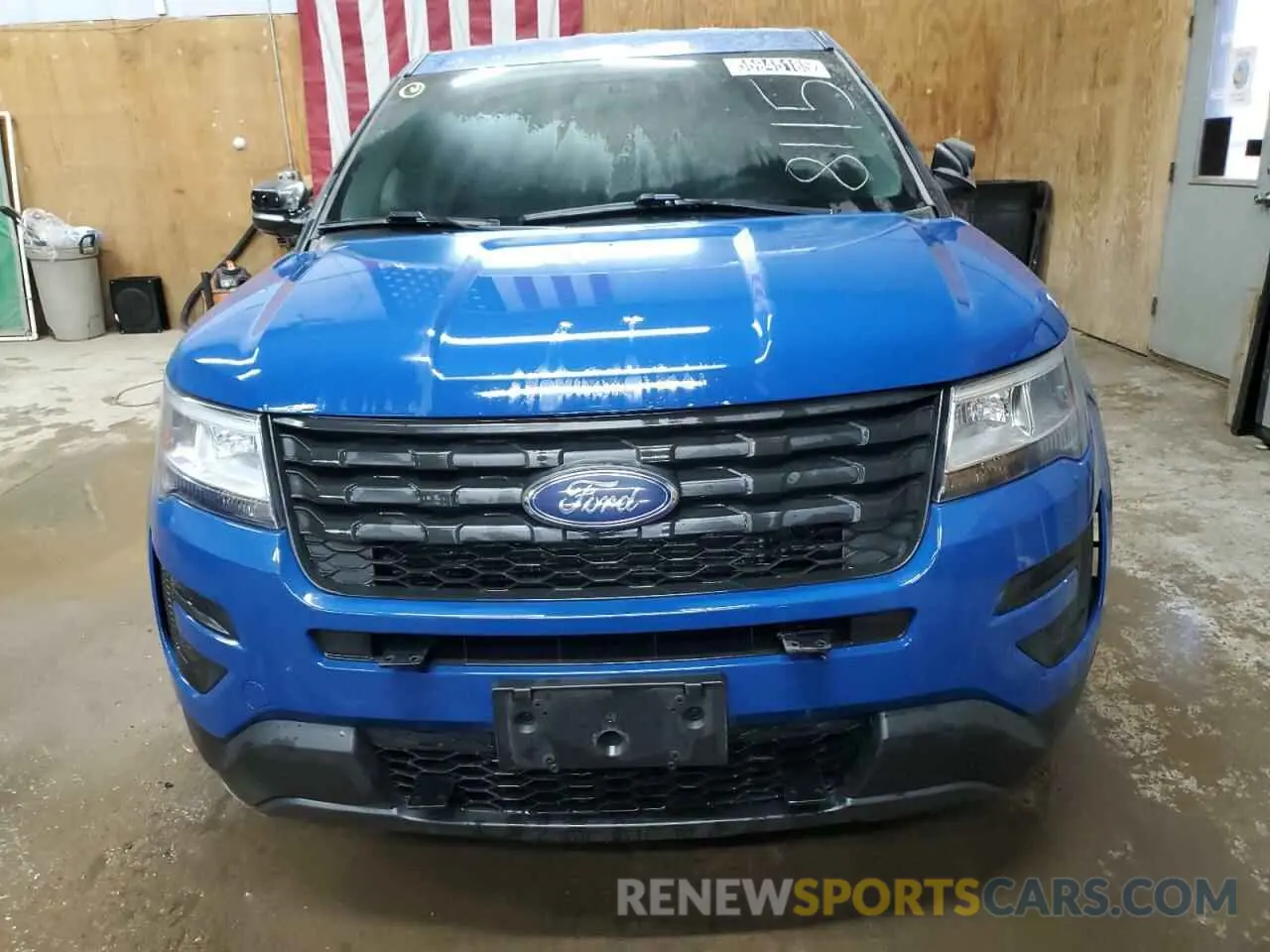 5 Photograph of a damaged car 1FM5K8AT5KGB15724 FORD EXPLORER 2019