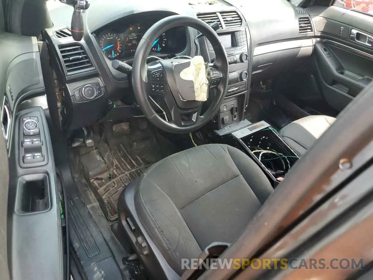 8 Photograph of a damaged car 1FM5K8AT7KGB14199 FORD EXPLORER 2019