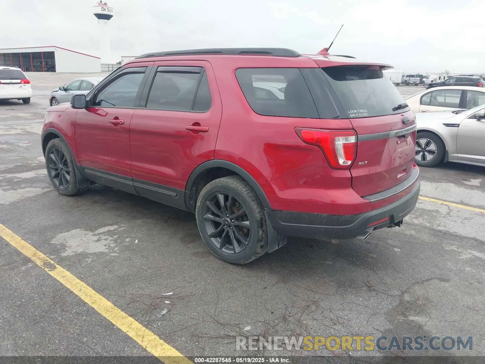 3 Photograph of a damaged car 1FM5K8D80KGA41393 FORD EXPLORER 2019