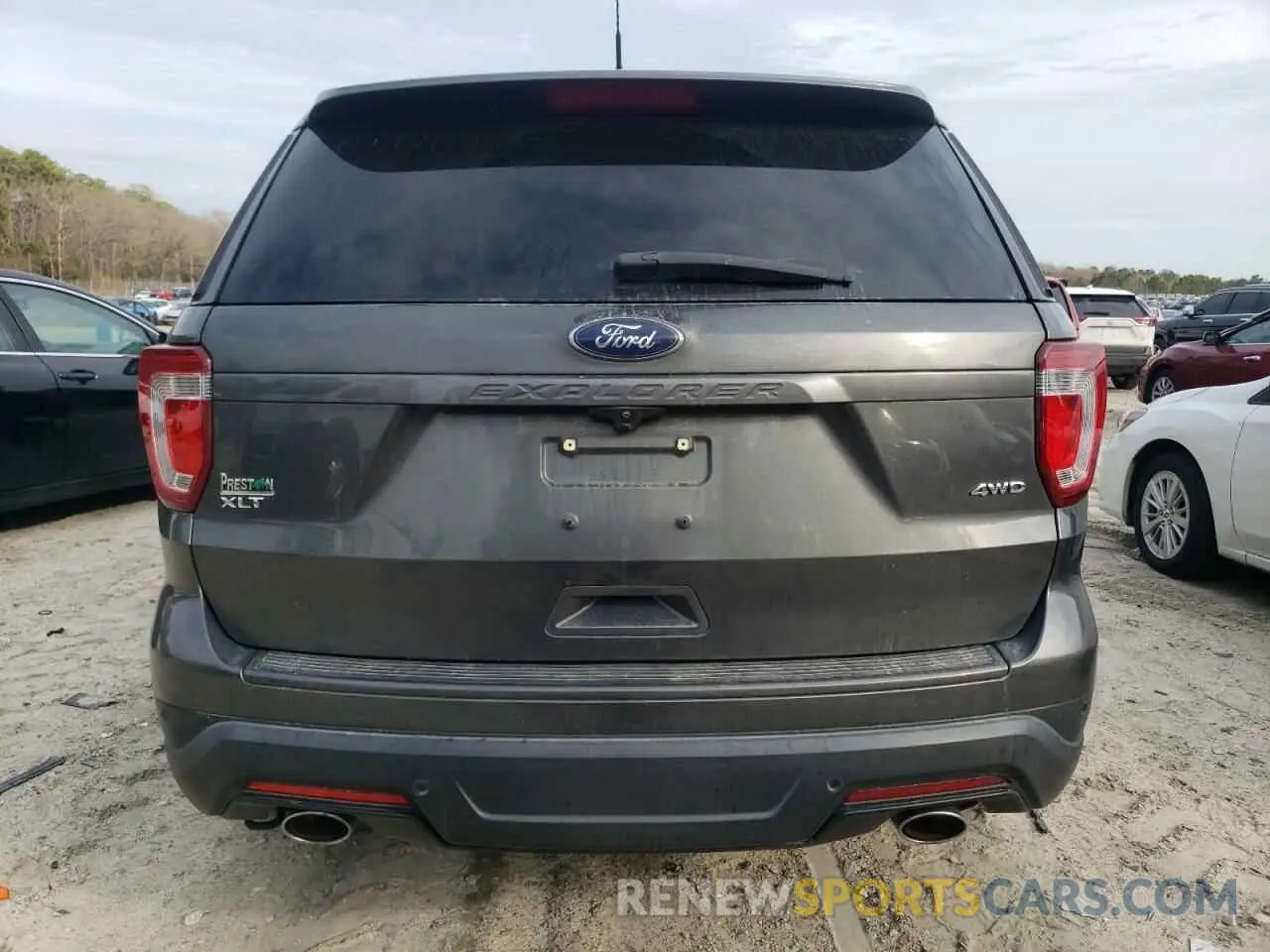 6 Photograph of a damaged car 1FM5K8D81KGA58526 FORD EXPLORER 2019