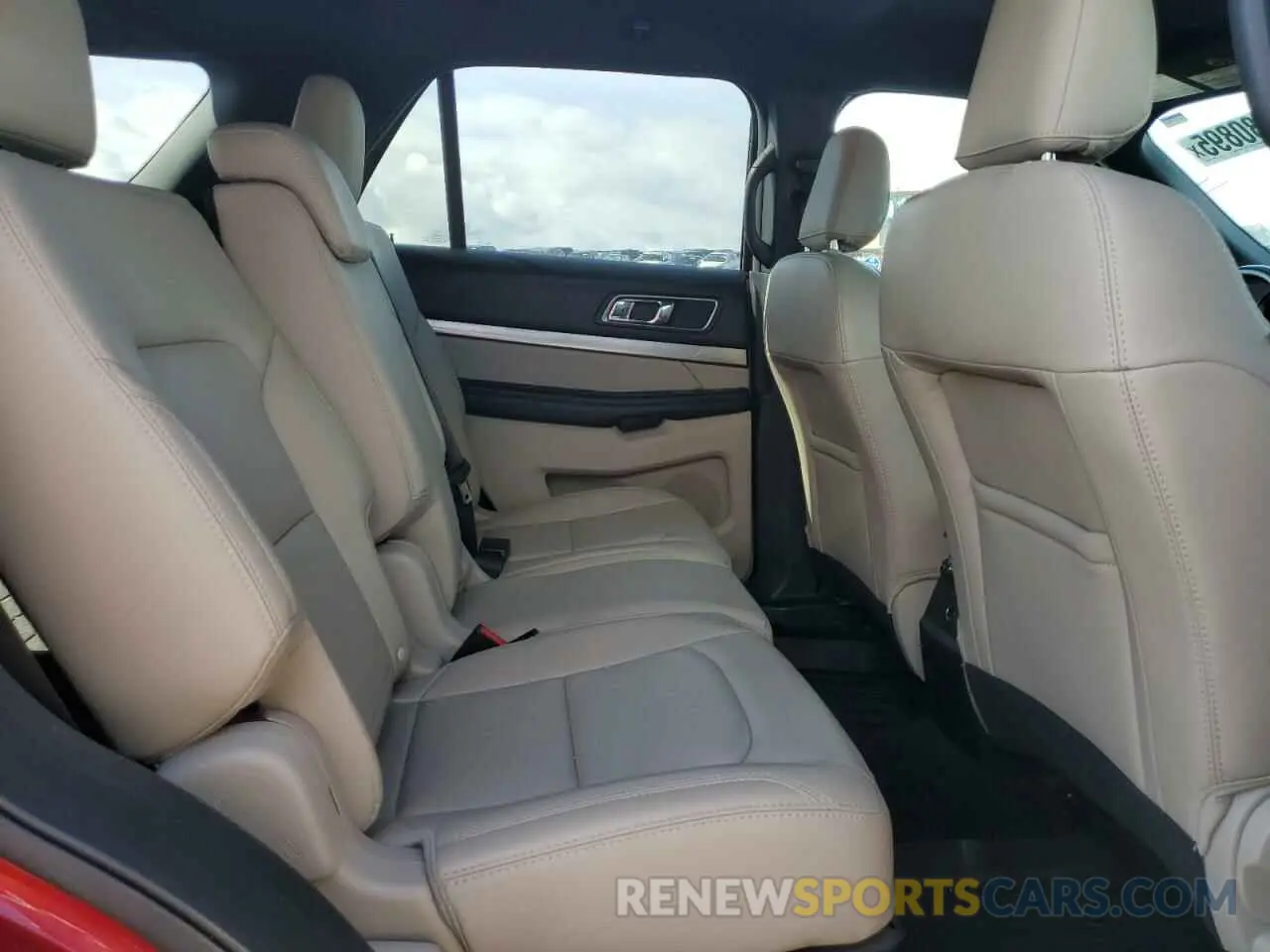 11 Photograph of a damaged car 1FM5K8D81KGB05053 FORD EXPLORER 2019