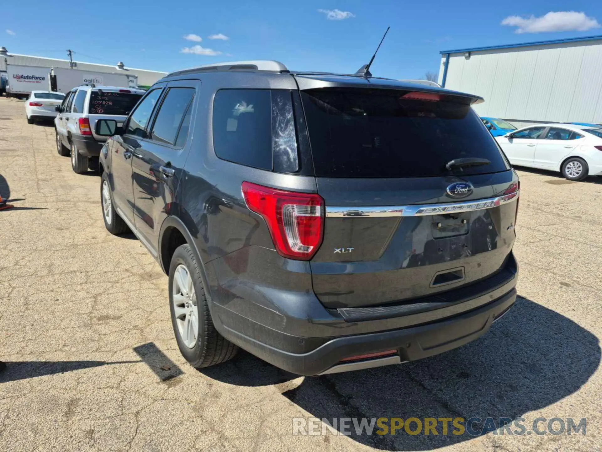 8 Photograph of a damaged car 1FM5K8D81KGB25223 FORD EXPLORER 2019