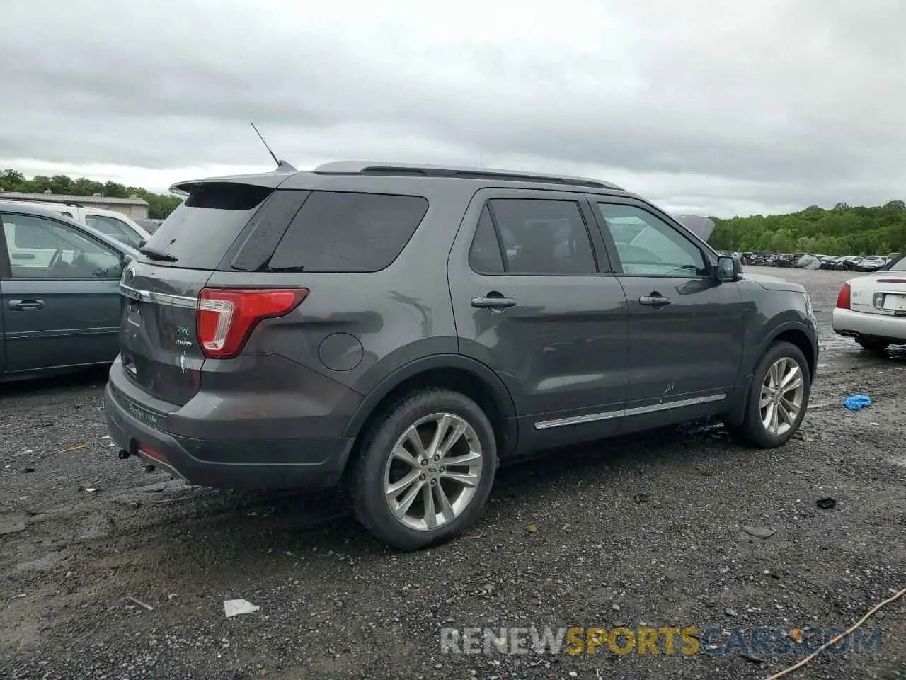 3 Photograph of a damaged car 1FM5K8D82KGA57689 FORD EXPLORER 2019