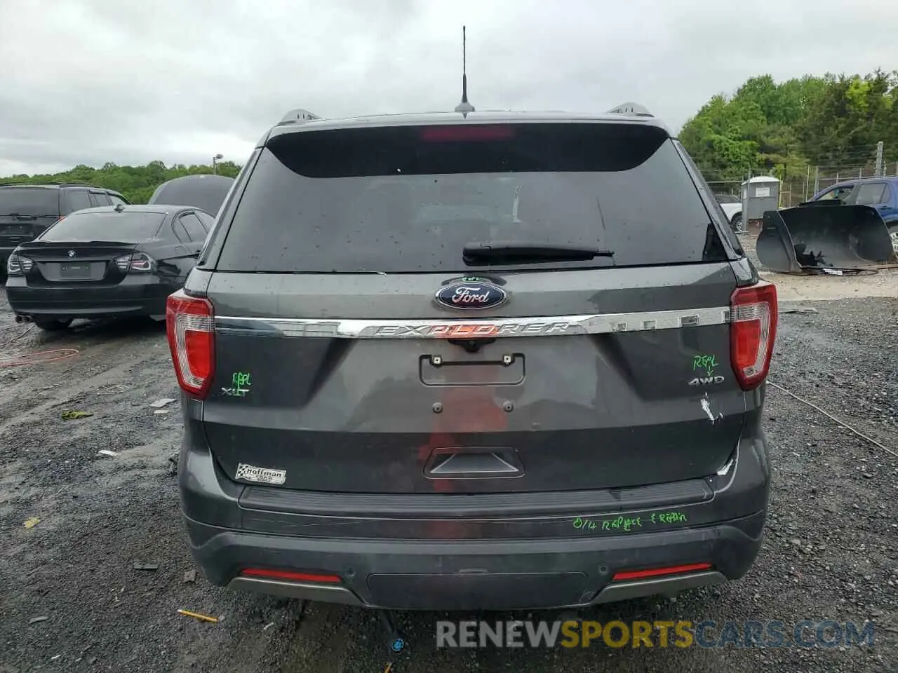 6 Photograph of a damaged car 1FM5K8D82KGA57689 FORD EXPLORER 2019