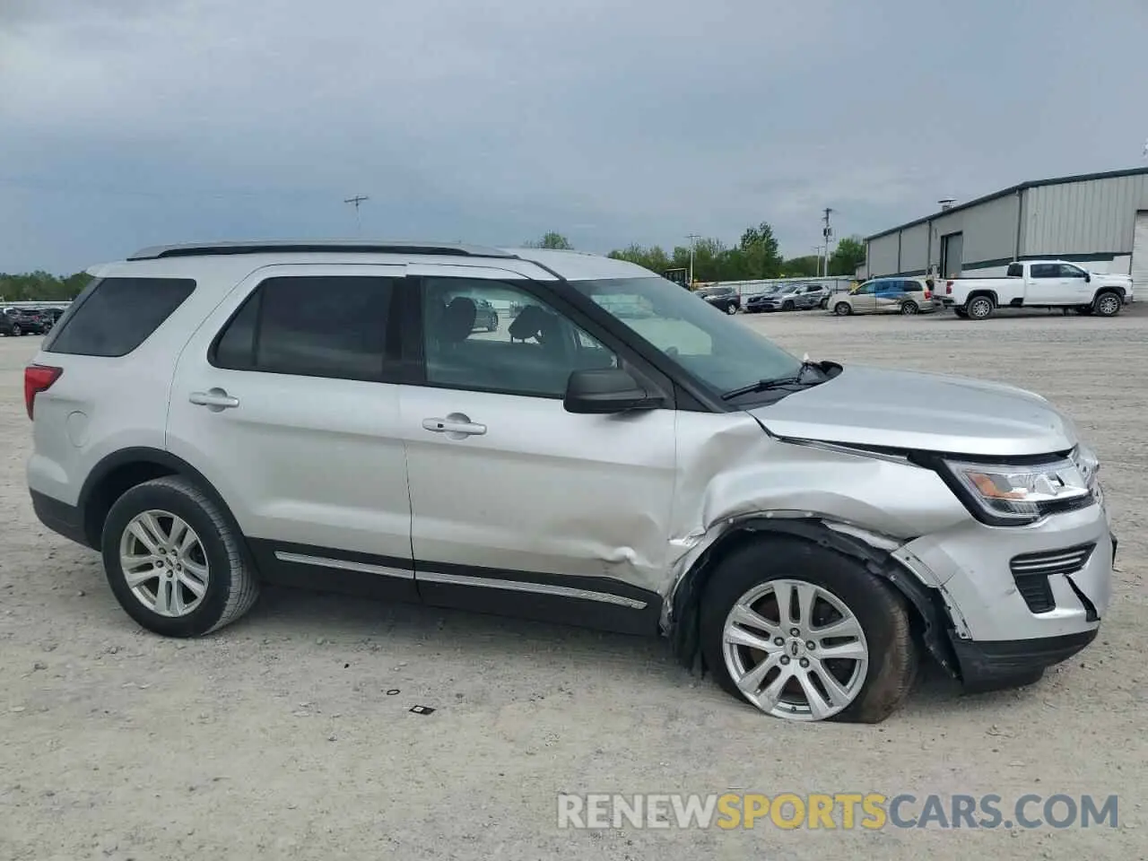 4 Photograph of a damaged car 1FM5K8D82KGB20127 FORD EXPLORER 2019