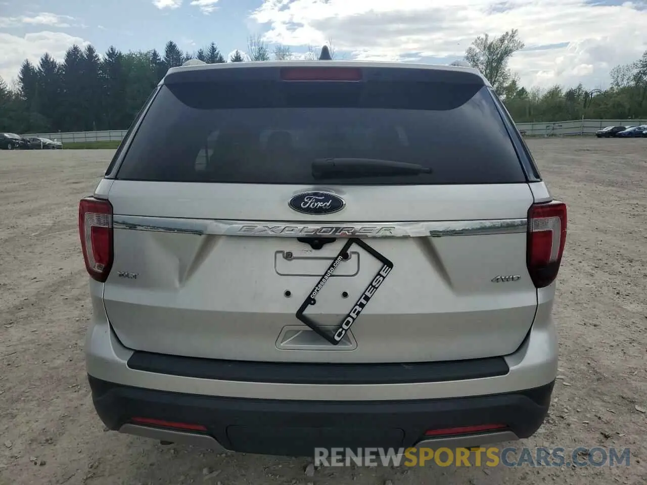 6 Photograph of a damaged car 1FM5K8D82KGB20127 FORD EXPLORER 2019