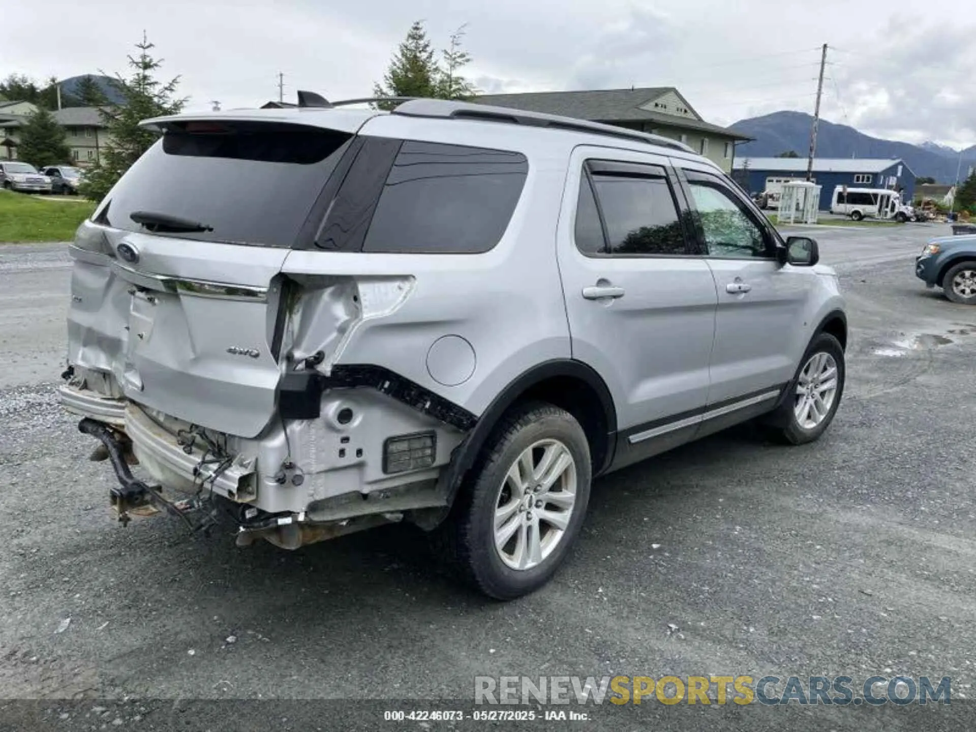 4 Photograph of a damaged car 1FM5K8D82KGB40815 FORD EXPLORER 2019