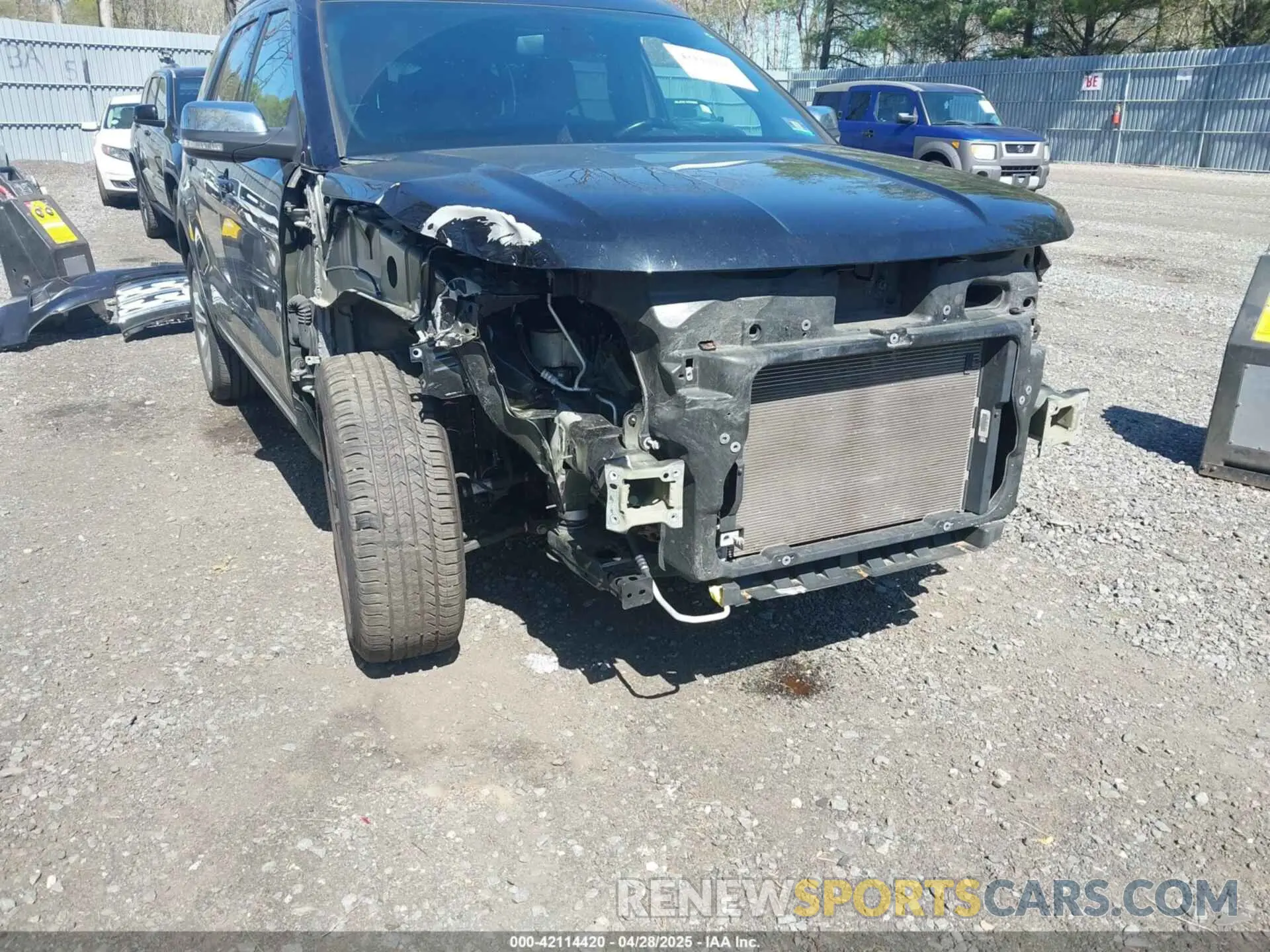 6 Photograph of a damaged car 1FM5K8D83KGA01986 FORD EXPLORER 2019