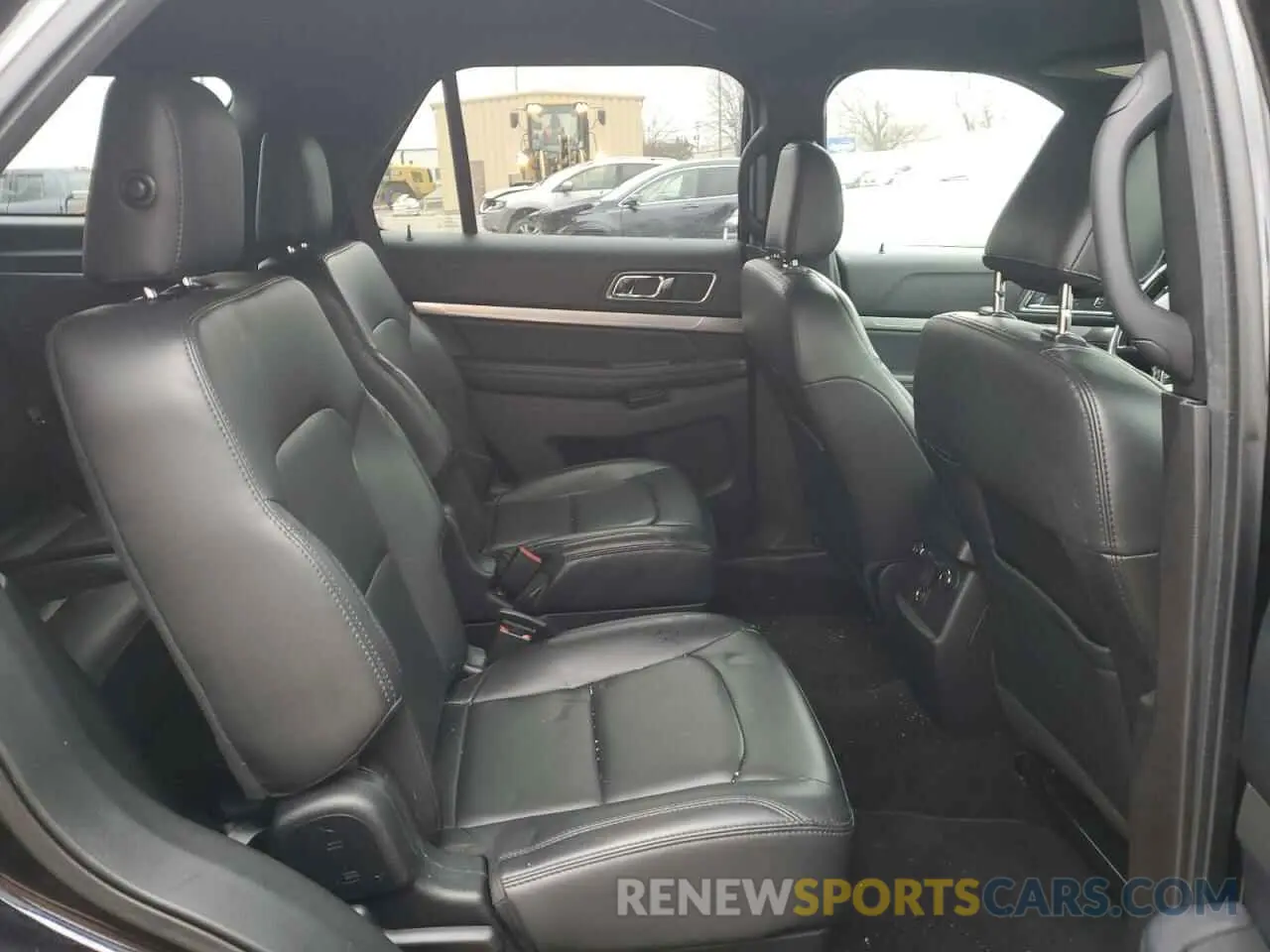11 Photograph of a damaged car 1FM5K8D84KGA38562 FORD EXPLORER 2019