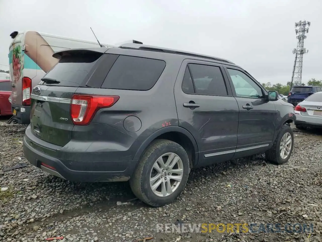 3 Photograph of a damaged car 1FM5K8D84KGA99555 FORD EXPLORER 2019