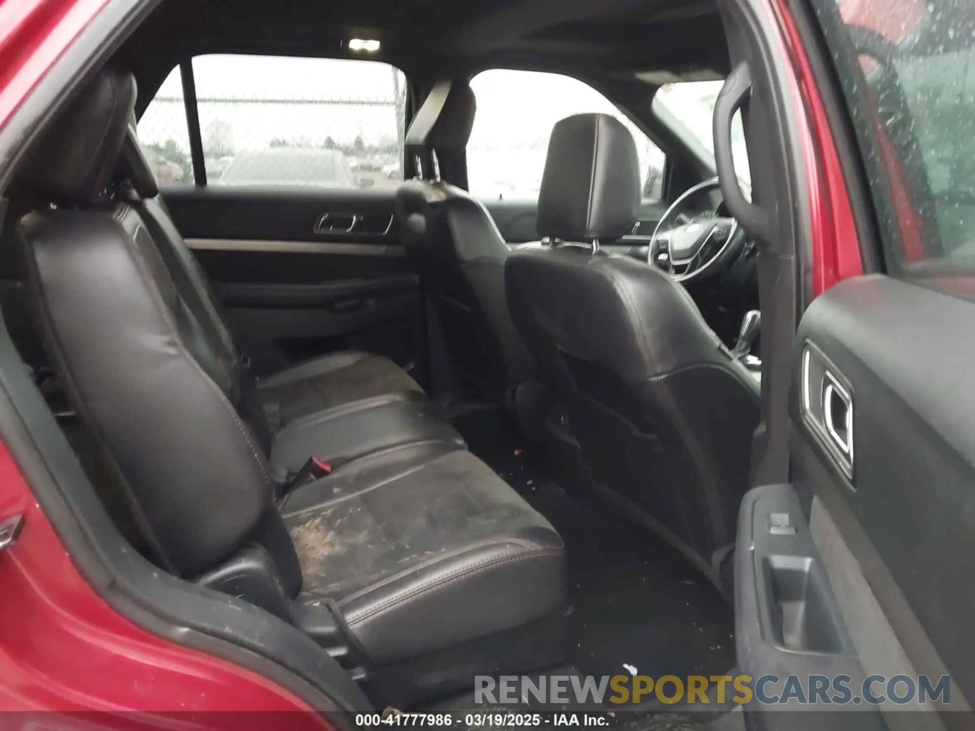 8 Photograph of a damaged car 1FM5K8D85KGA05196 FORD EXPLORER 2019