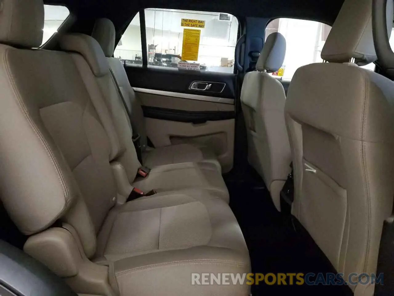11 Photograph of a damaged car 1FM5K8D85KGA74986 FORD EXPLORER 2019