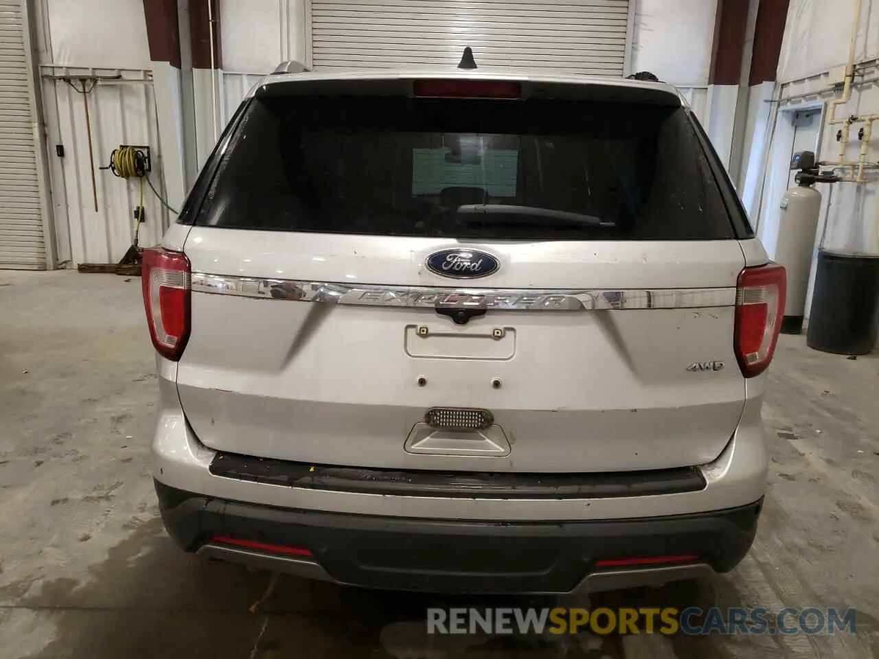 6 Photograph of a damaged car 1FM5K8D85KGA74986 FORD EXPLORER 2019