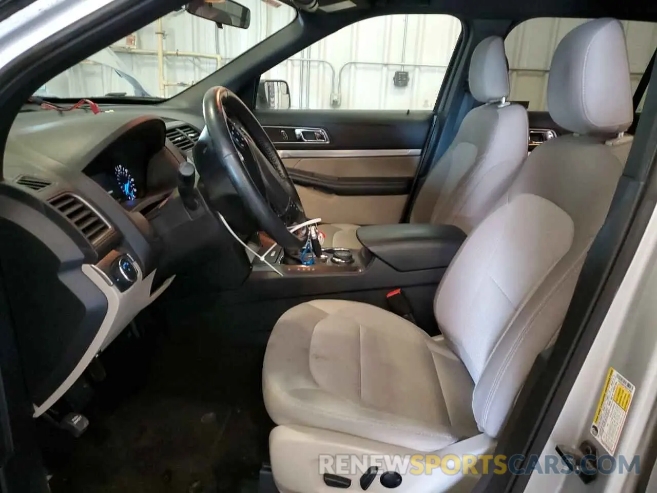 7 Photograph of a damaged car 1FM5K8D85KGA74986 FORD EXPLORER 2019