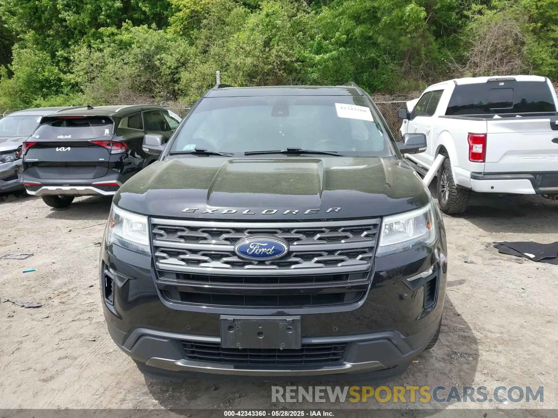 12 Photograph of a damaged car 1FM5K8D85KGA81131 FORD EXPLORER 2019