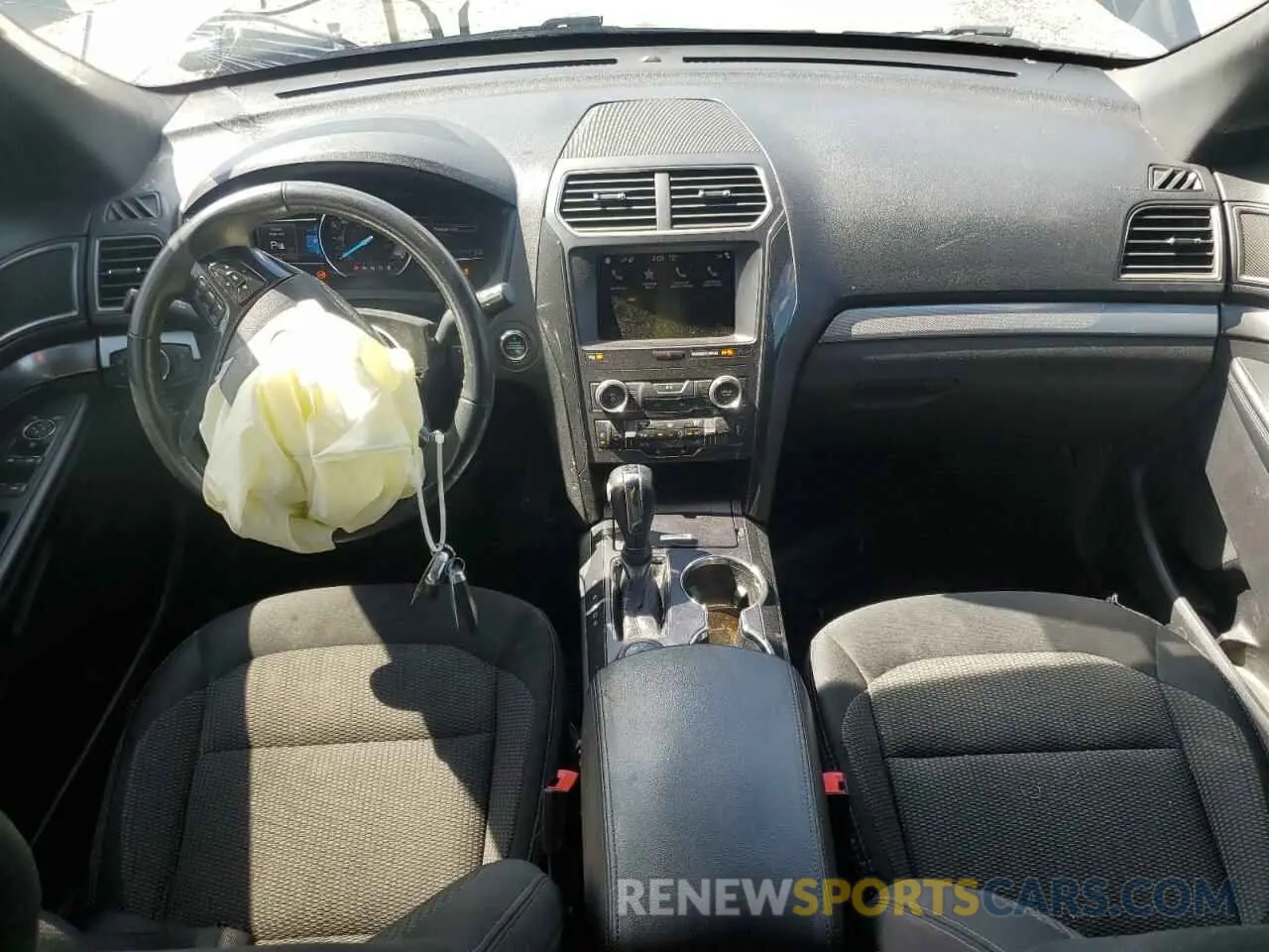 8 Photograph of a damaged car 1FM5K8D85KGA81260 FORD EXPLORER 2019