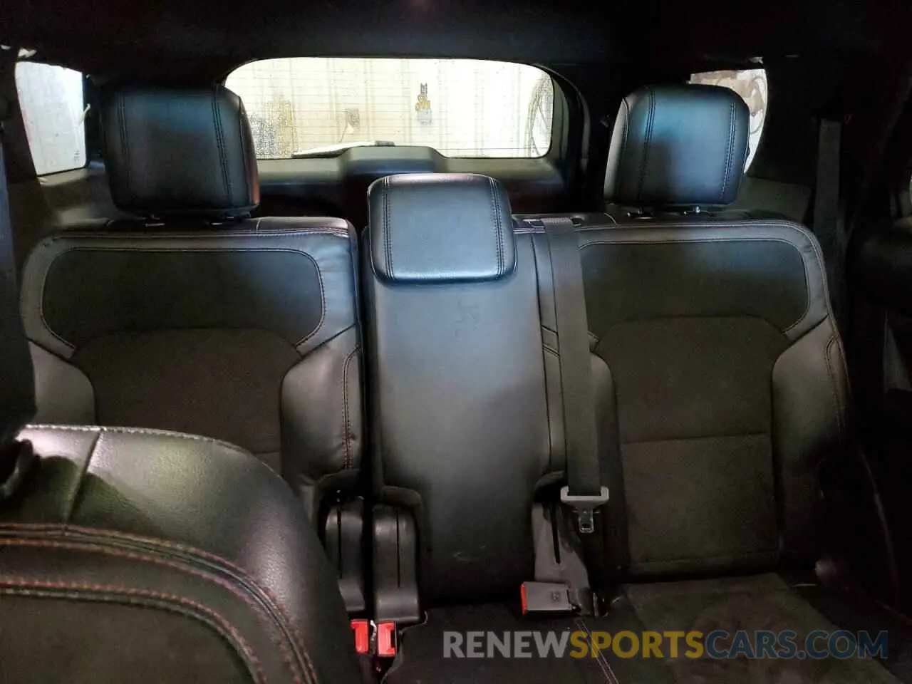 10 Photograph of a damaged car 1FM5K8D86KGA33685 FORD EXPLORER 2019