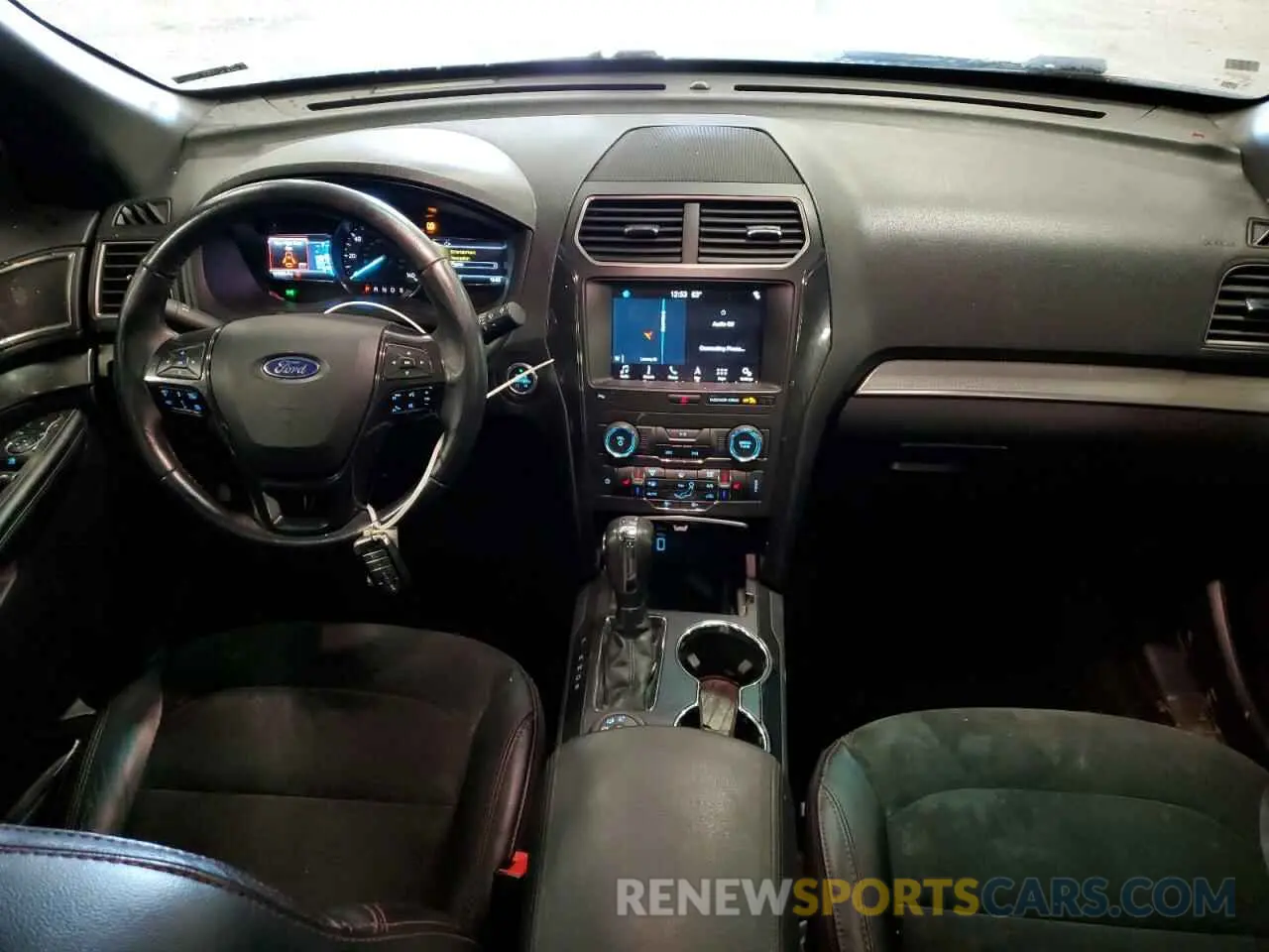 8 Photograph of a damaged car 1FM5K8D86KGA33685 FORD EXPLORER 2019