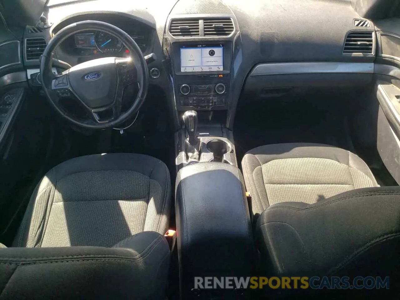 8 Photograph of a damaged car 1FM5K8D87KGA81972 FORD EXPLORER 2019
