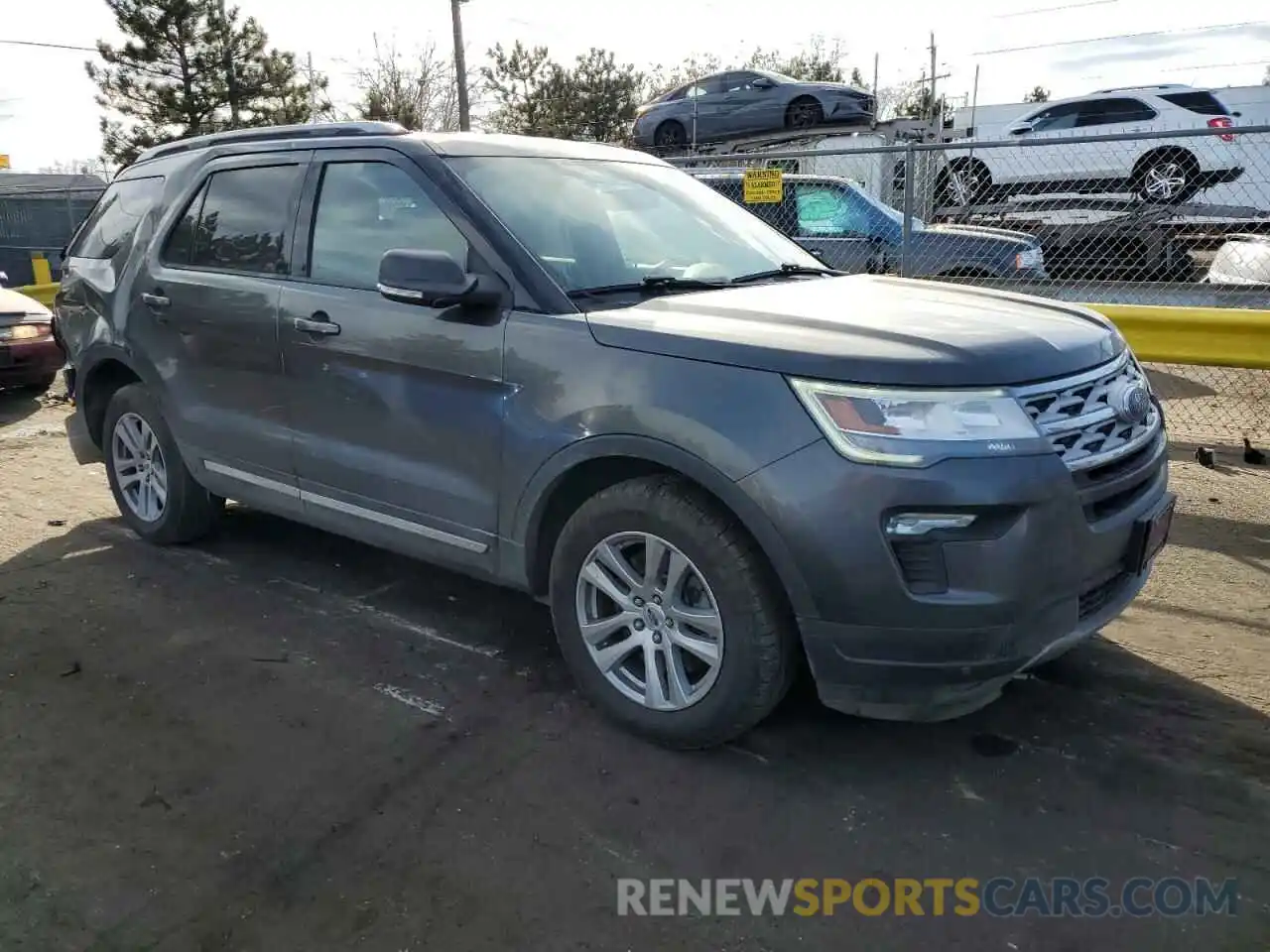 4 Photograph of a damaged car 1FM5K8D87KGB25856 FORD EXPLORER 2019