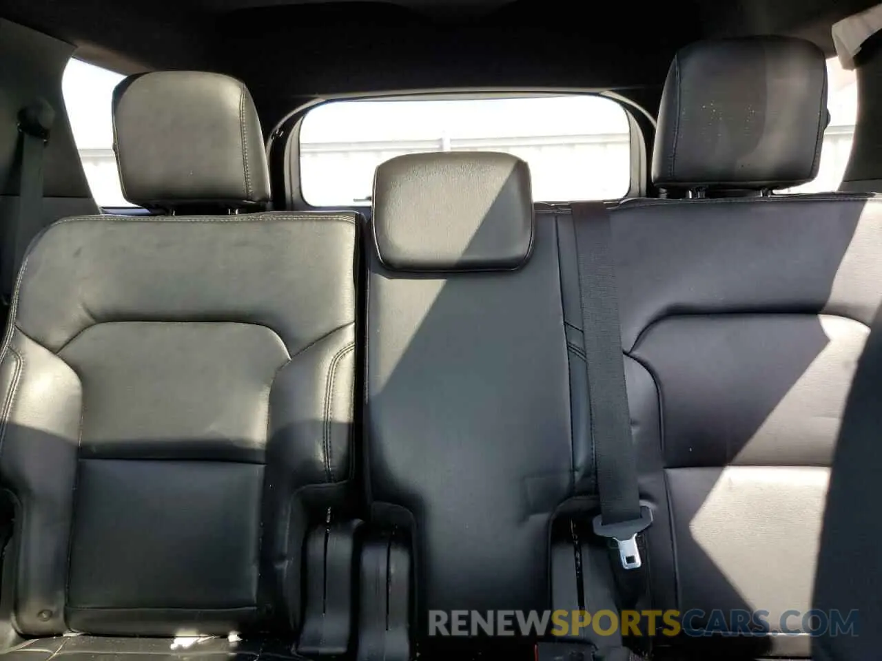 10 Photograph of a damaged car 1FM5K8D89KGA9973X FORD EXPLORER 2019