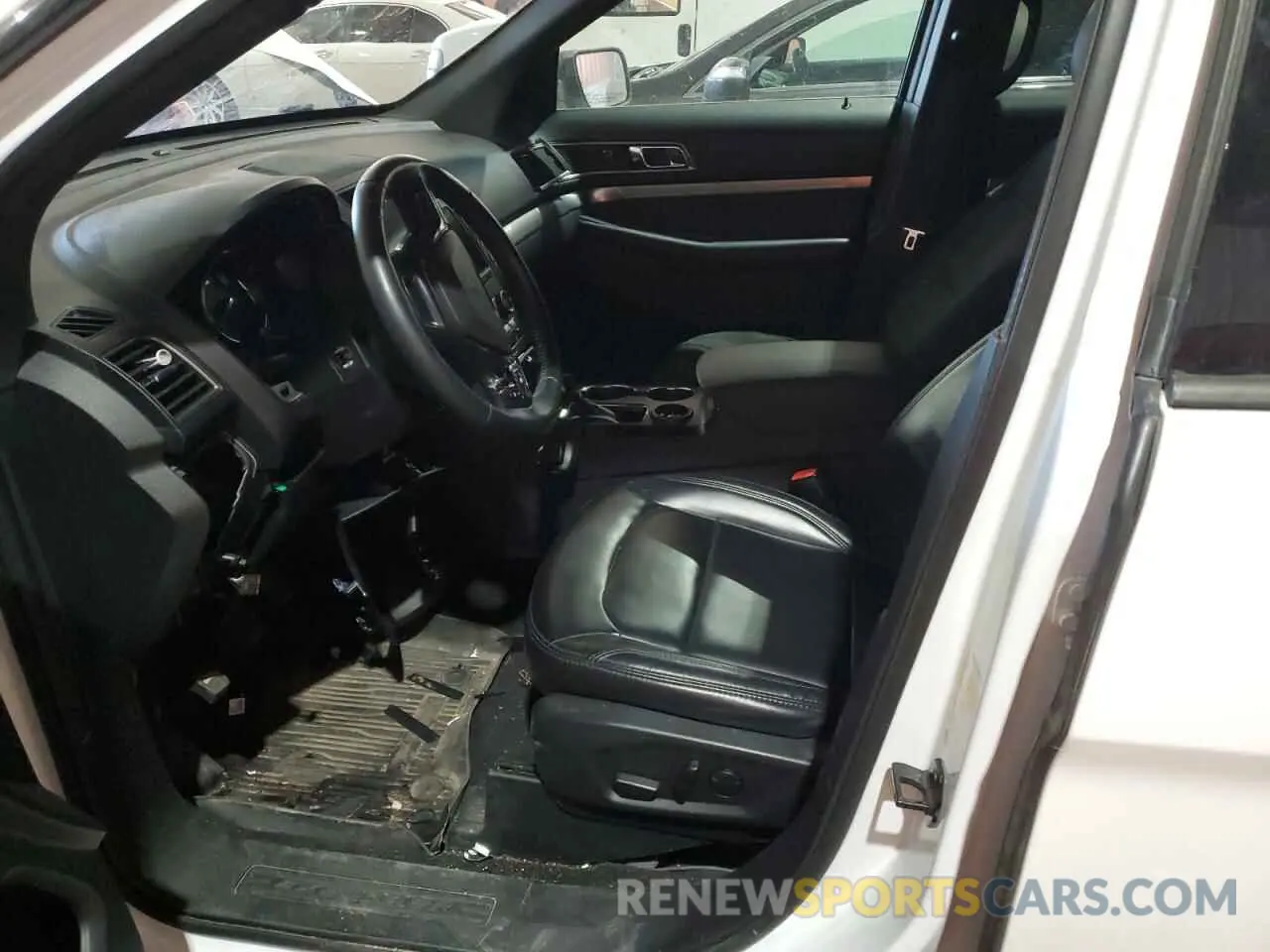 7 Photograph of a damaged car 1FM5K8DH0KGB29599 FORD EXPLORER 2019