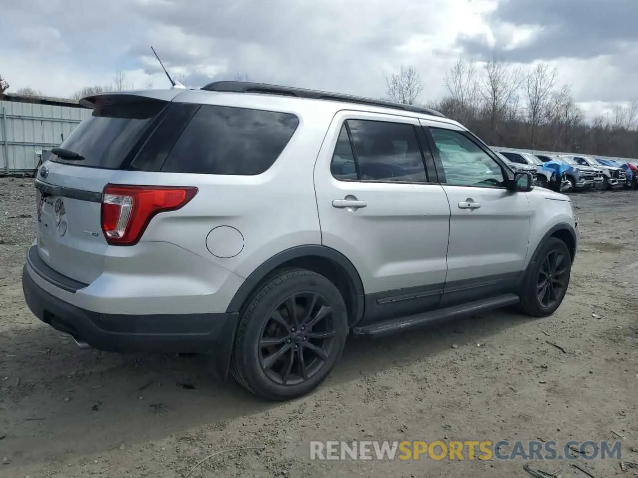 3 Photograph of a damaged car 1FM5K8DH3KGA67194 FORD EXPLORER 2019