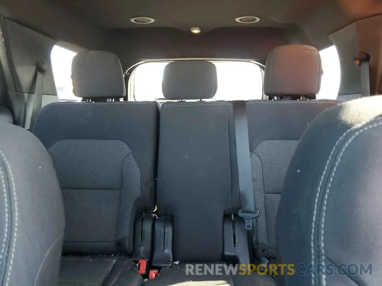 10 Photograph of a damaged car 1FM5K8DH7KGA65271 FORD EXPLORER 2019