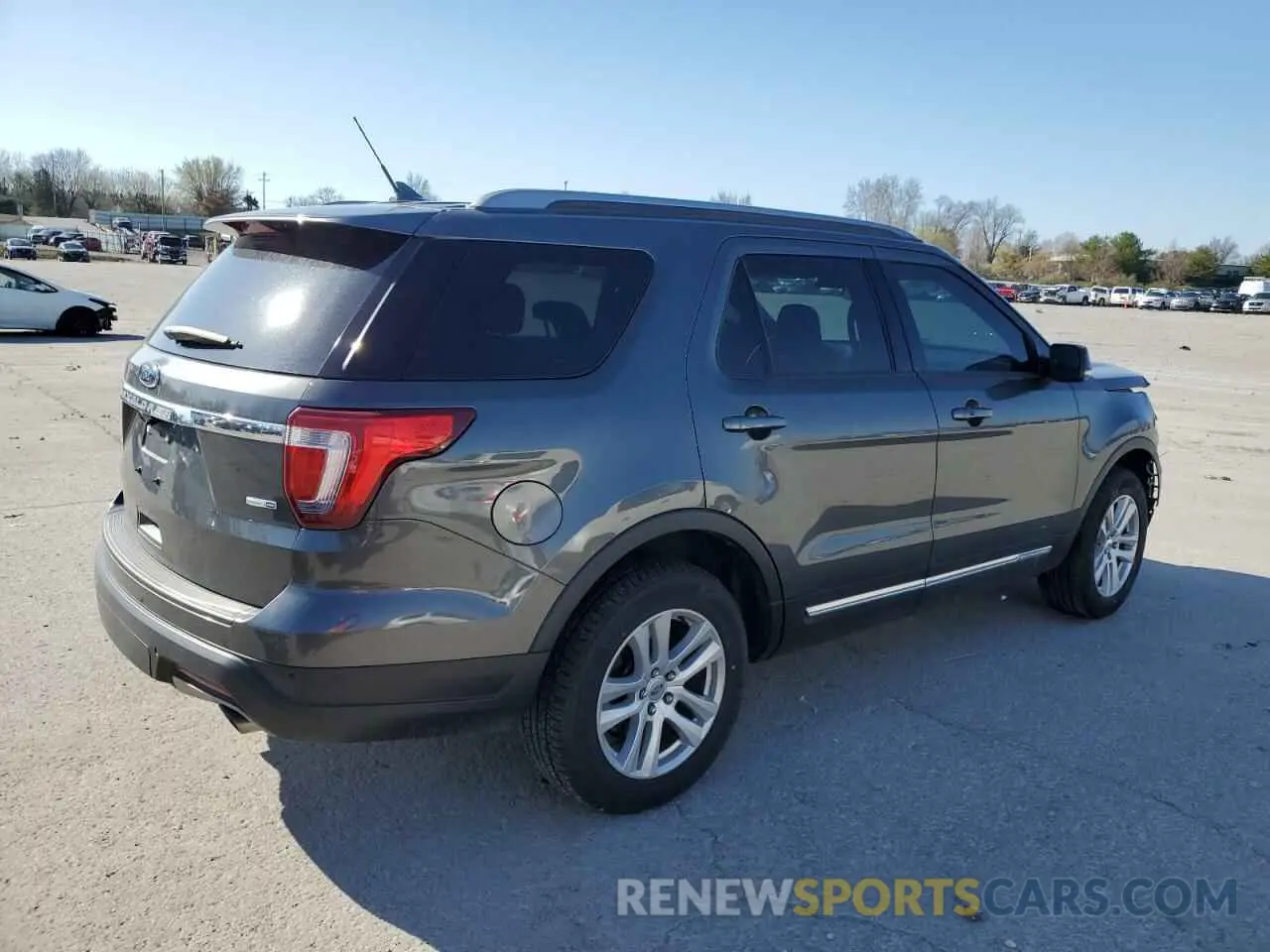 3 Photograph of a damaged car 1FM5K8DH7KGA65271 FORD EXPLORER 2019