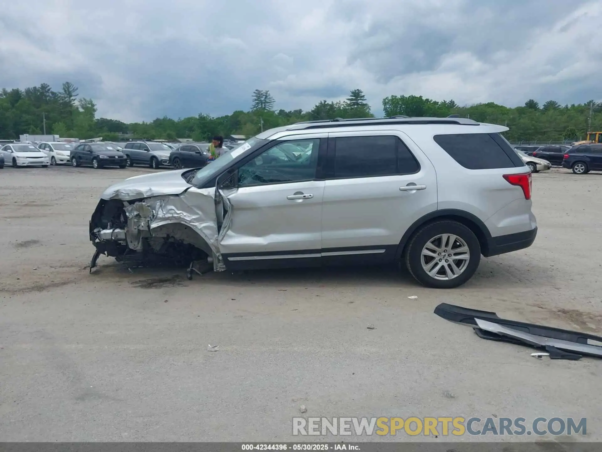 14 Photograph of a damaged car 1FM5K8DH7KGA82765 FORD EXPLORER 2019