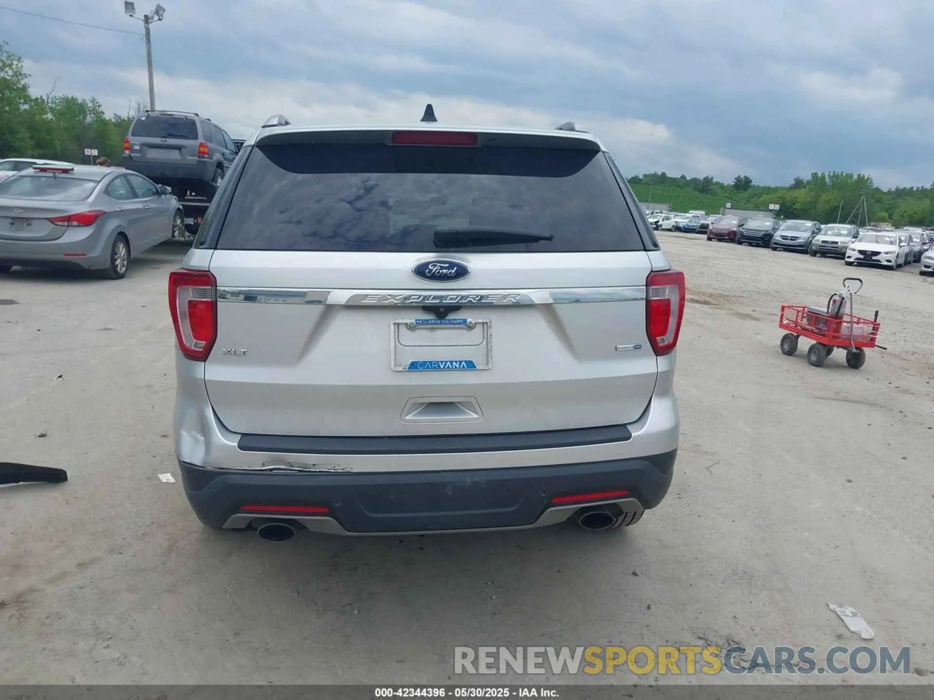 16 Photograph of a damaged car 1FM5K8DH7KGA82765 FORD EXPLORER 2019
