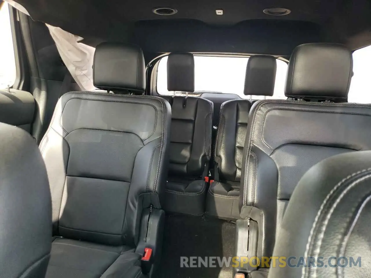 10 Photograph of a damaged car 1FM5K8F81KGB37059 FORD EXPLORER 2019
