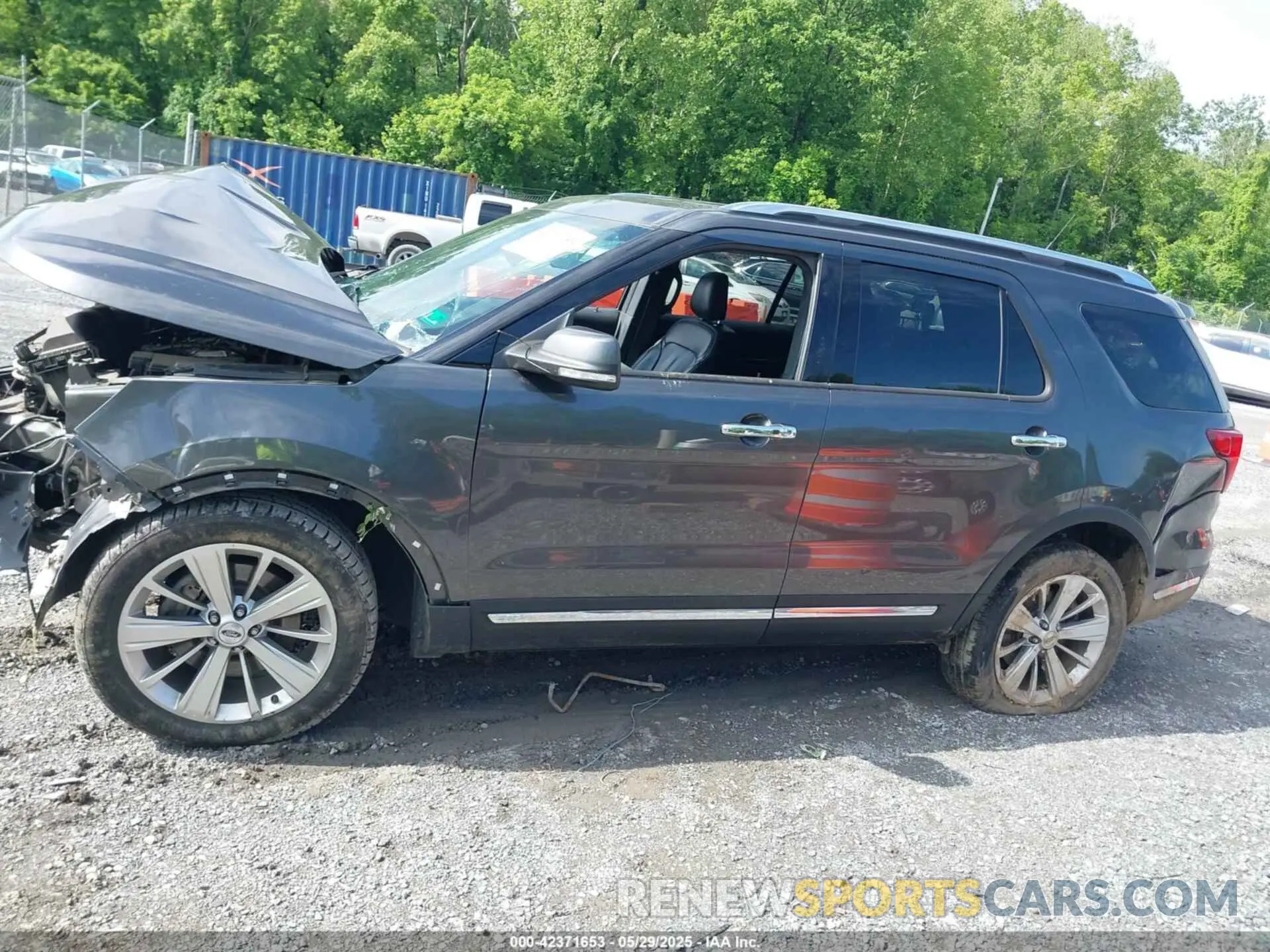 13 Photograph of a damaged car 1FM5K8F83KGB41243 FORD EXPLORER 2019