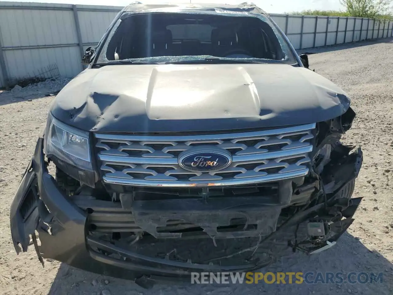 5 Photograph of a damaged car 1FM5K8F84KGB07649 FORD EXPLORER 2019