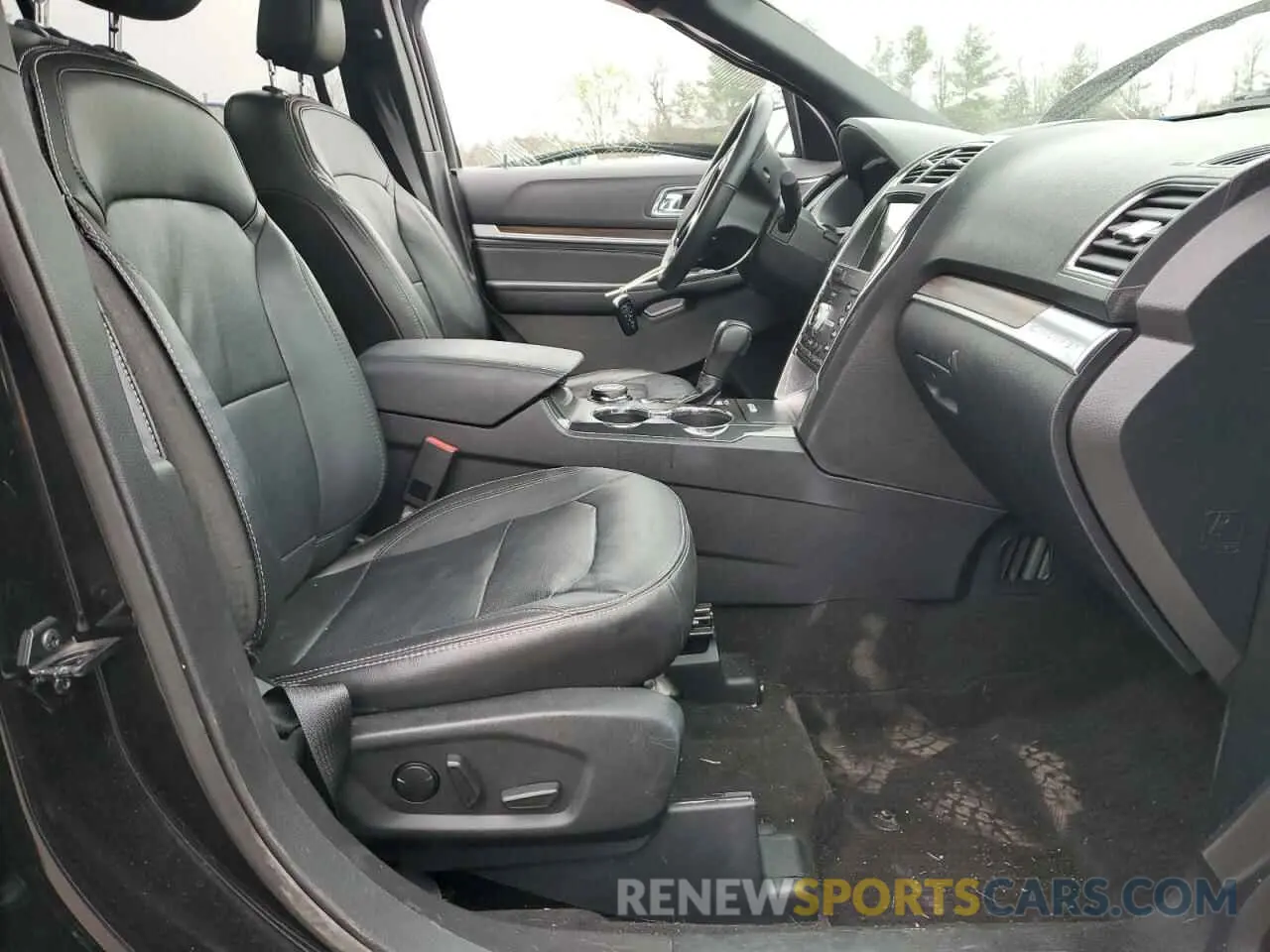 7 Photograph of a damaged car 1FM5K8F85KGA03171 FORD EXPLORER 2019