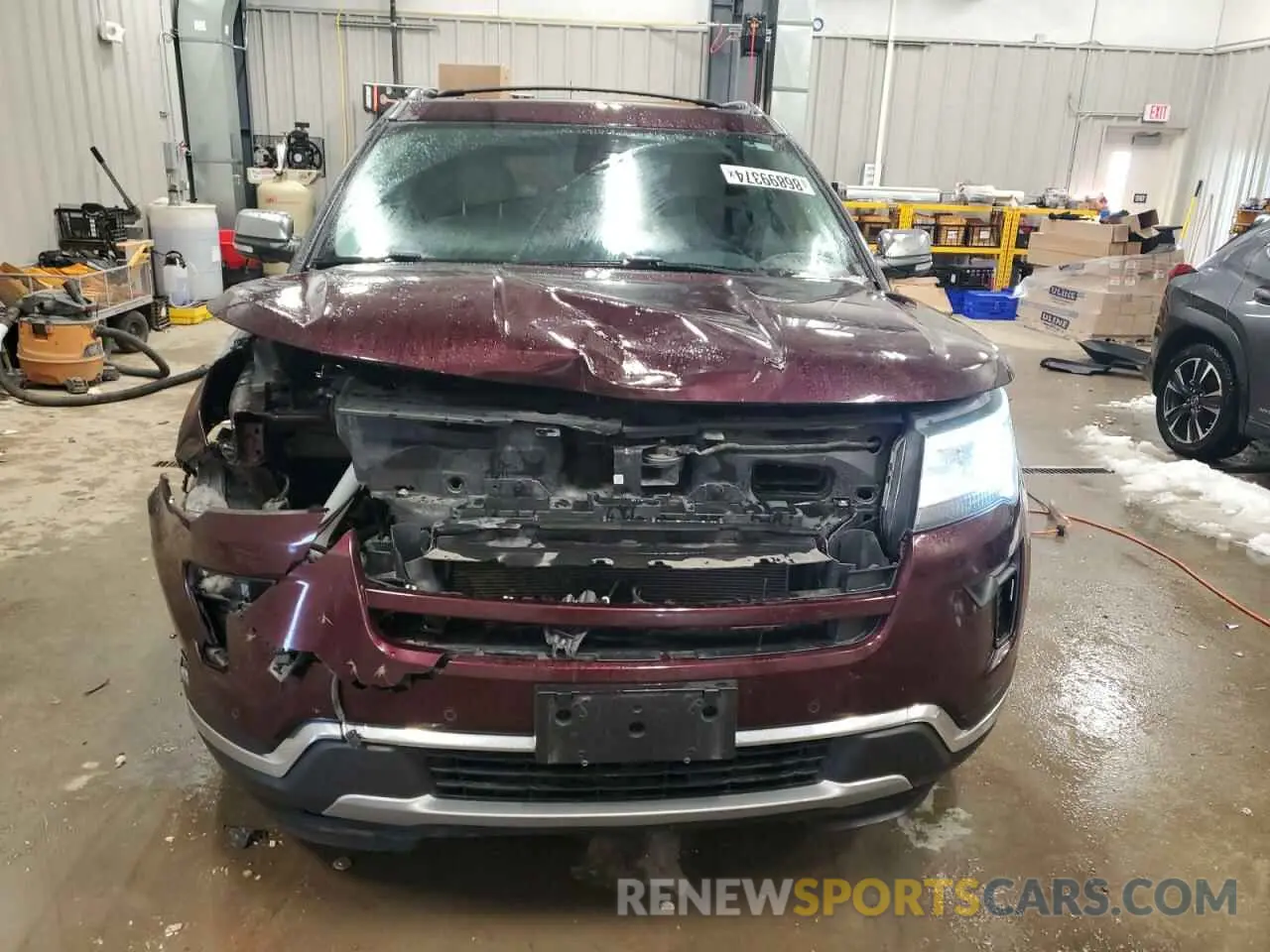 5 Photograph of a damaged car 1FM5K8F88KGA27965 FORD EXPLORER 2019