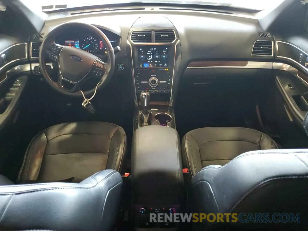 8 Photograph of a damaged car 1FM5K8F88KGA82707 FORD EXPLORER 2019