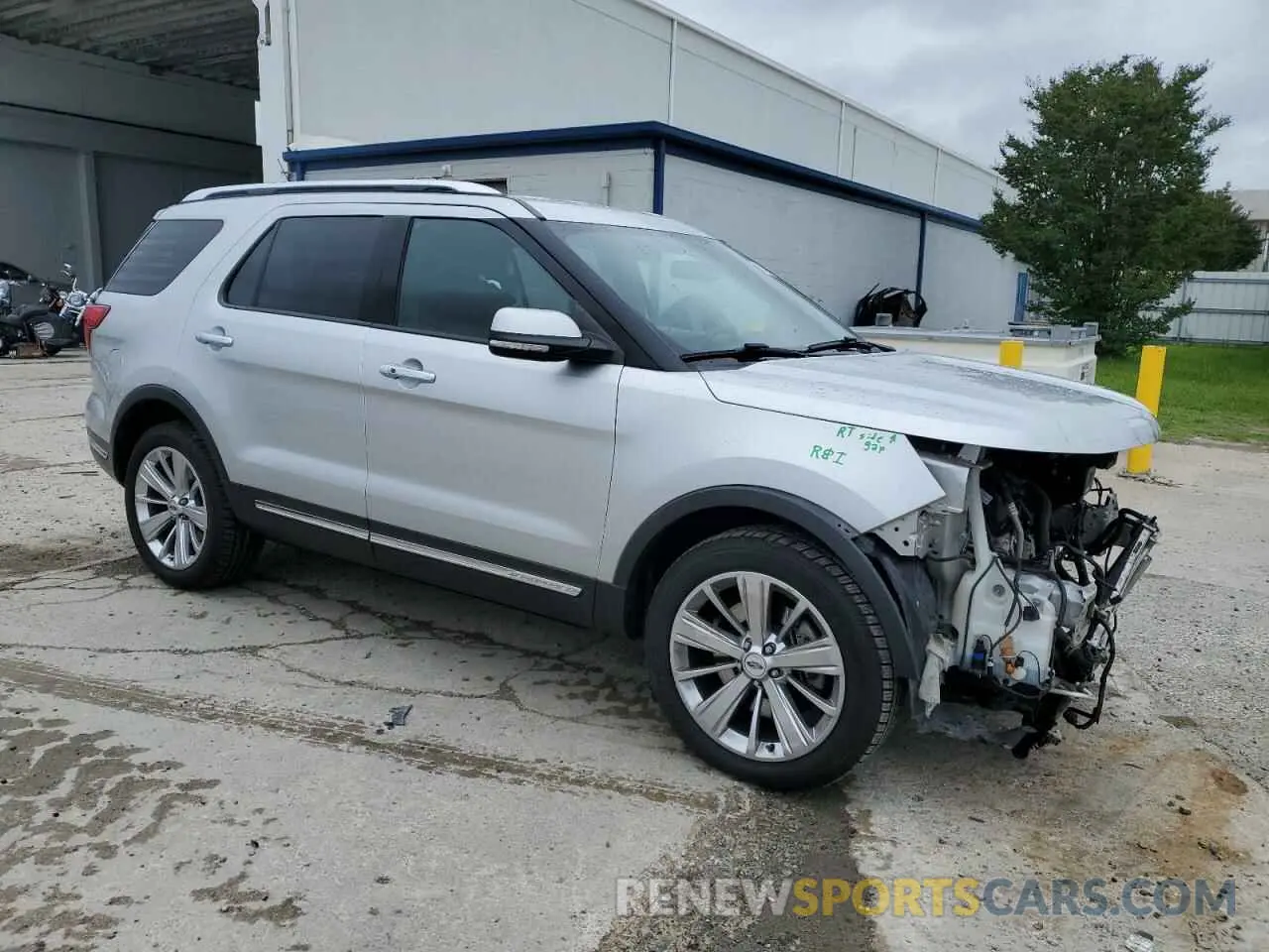 4 Photograph of a damaged car 1FM5K8F88KGB10327 FORD EXPLORER 2019