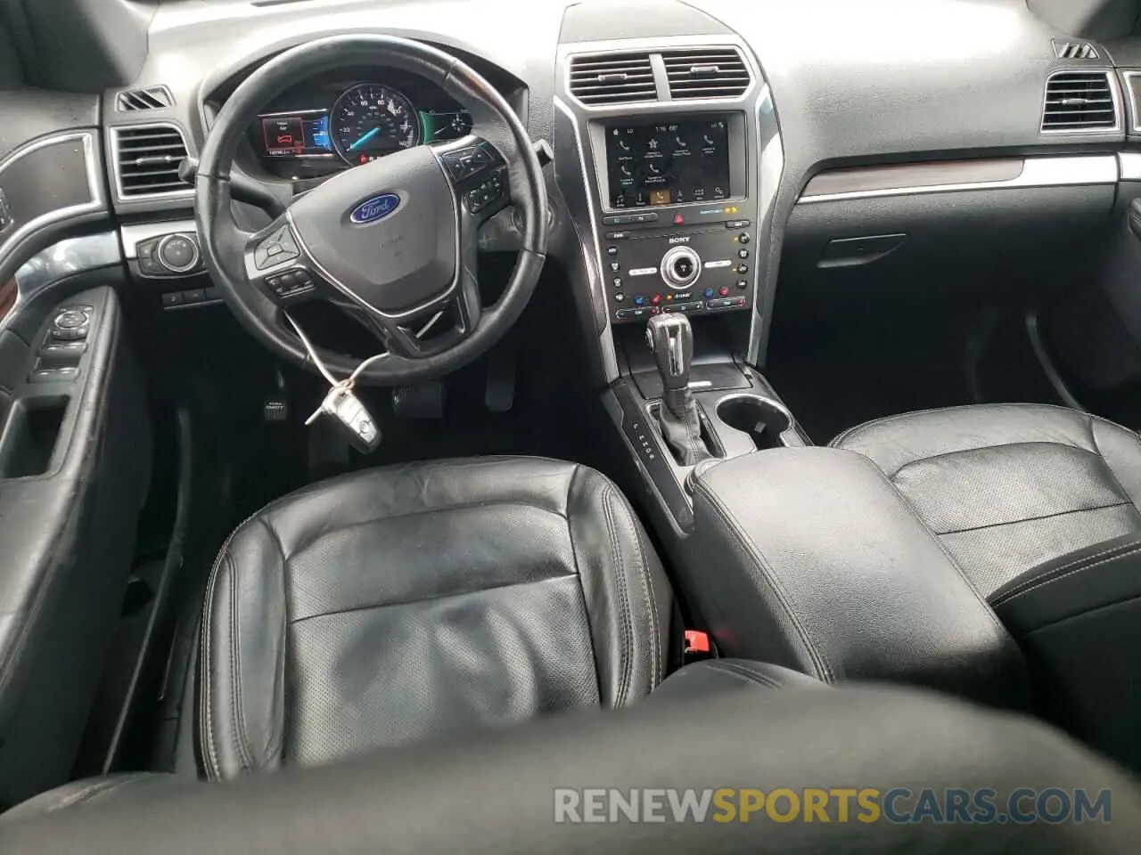 8 Photograph of a damaged car 1FM5K8F89KGA76964 FORD EXPLORER 2019