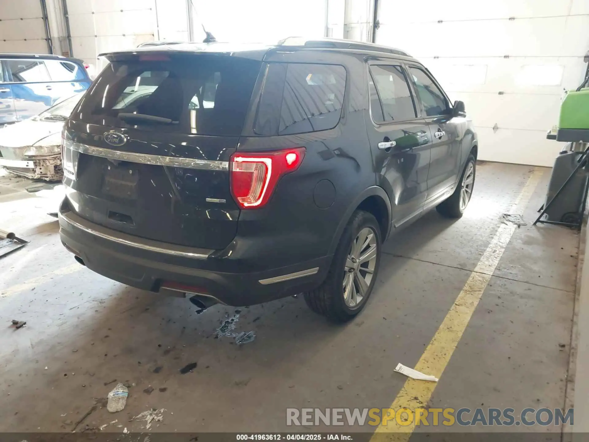 4 Photograph of a damaged car 1FM5K8FH2KGB54341 FORD EXPLORER 2019