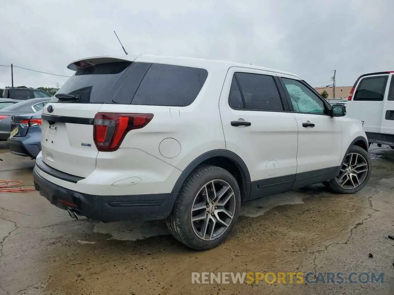 3 Photograph of a damaged car 1FM5K8GT0KGA01993 FORD EXPLORER 2019