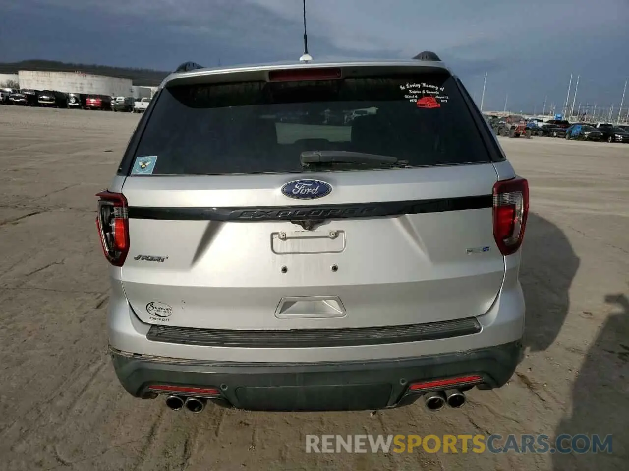 6 Photograph of a damaged car 1FM5K8GT0KGA37330 FORD EXPLORER 2019