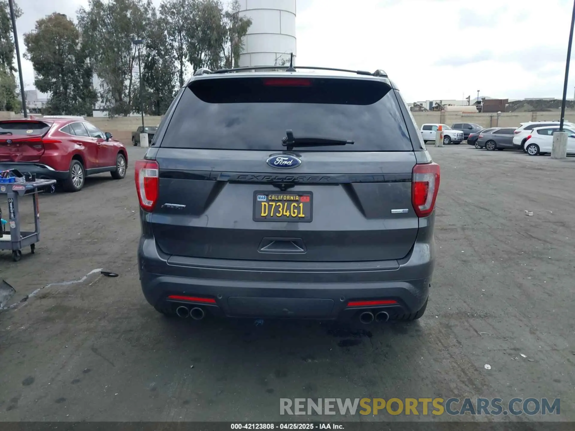 17 Photograph of a damaged car 1FM5K8GT0KGA77178 FORD EXPLORER 2019