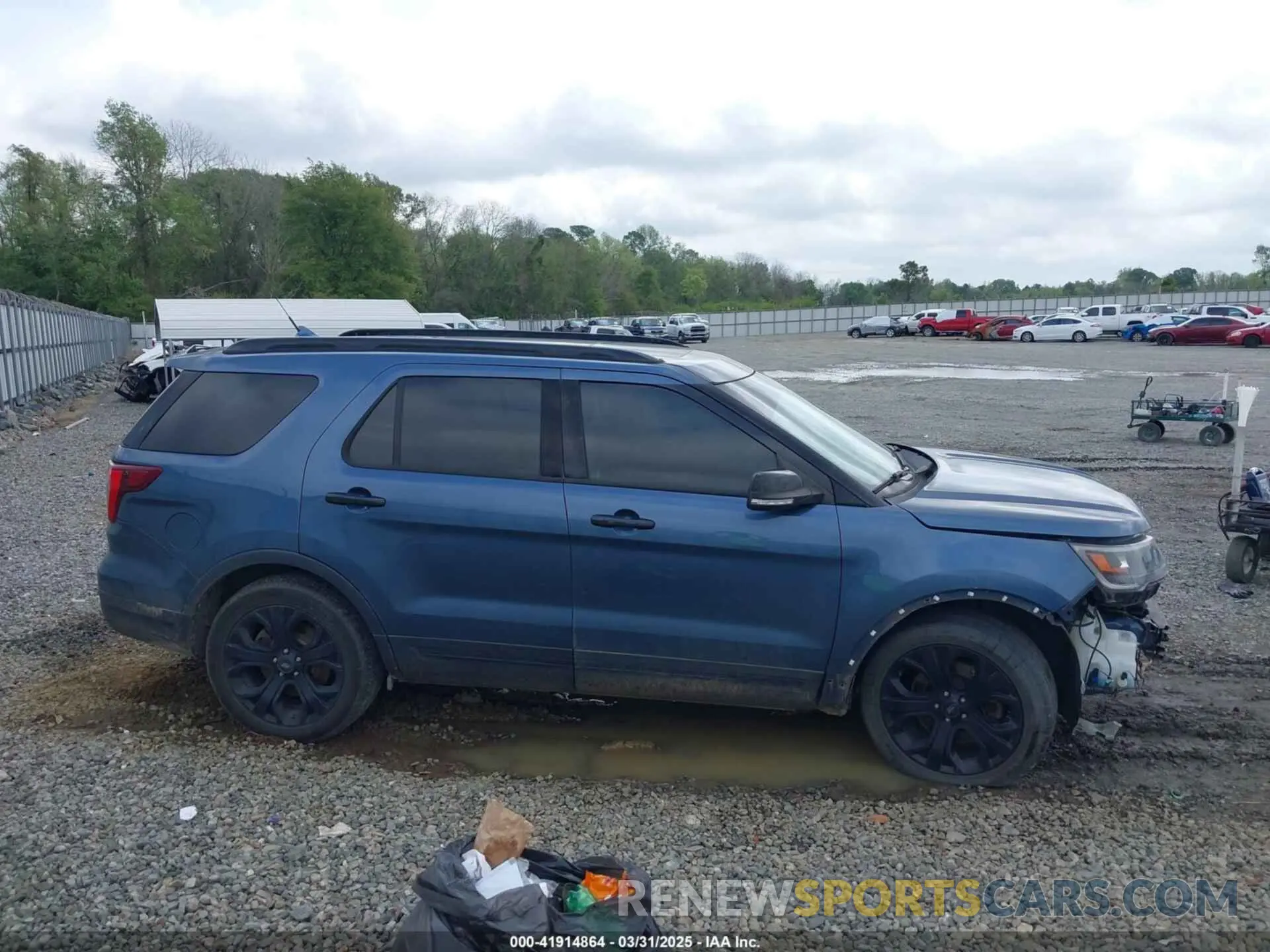 14 Photograph of a damaged car 1FM5K8GT1KGB01732 FORD EXPLORER 2019