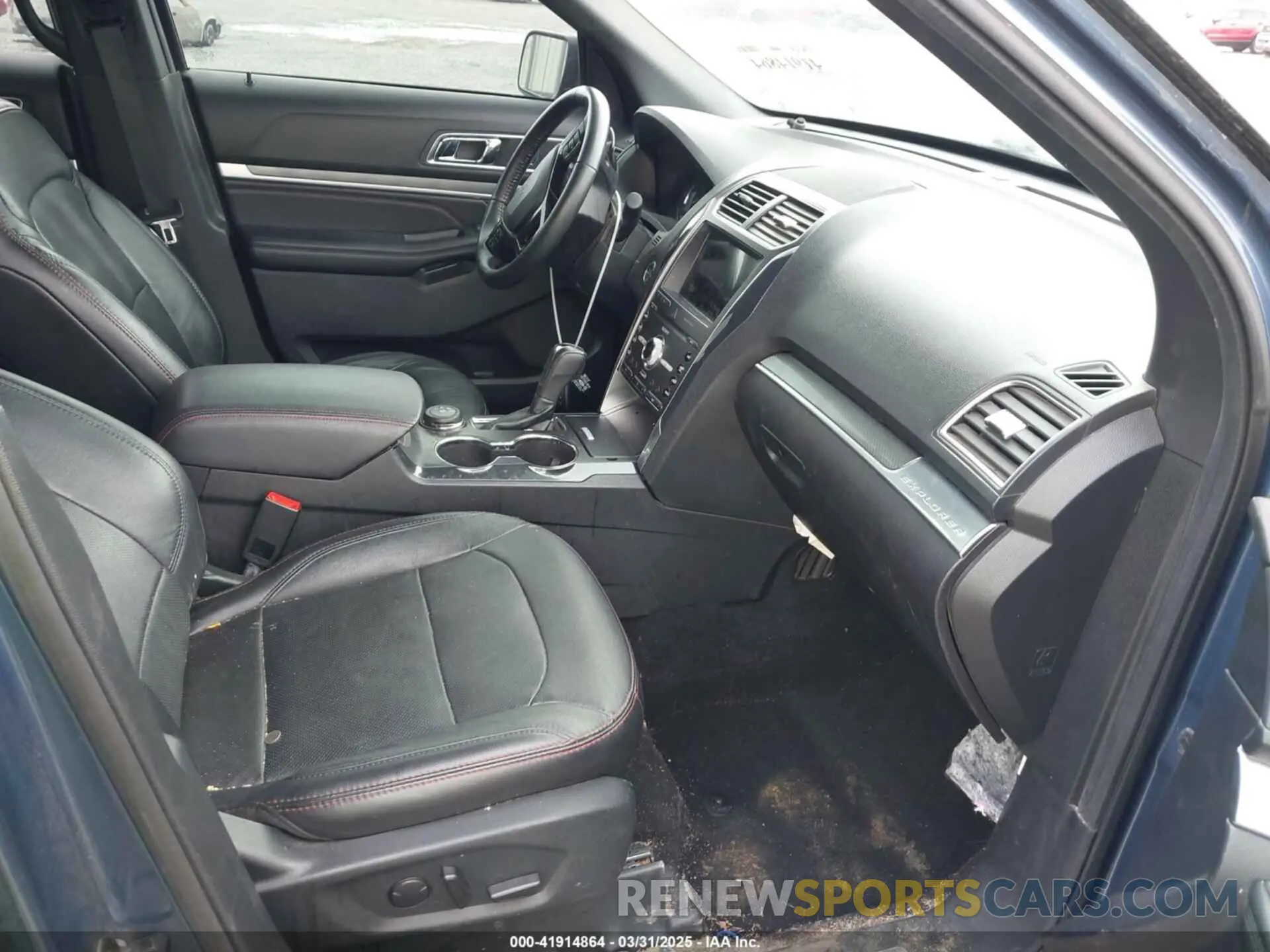 5 Photograph of a damaged car 1FM5K8GT1KGB01732 FORD EXPLORER 2019