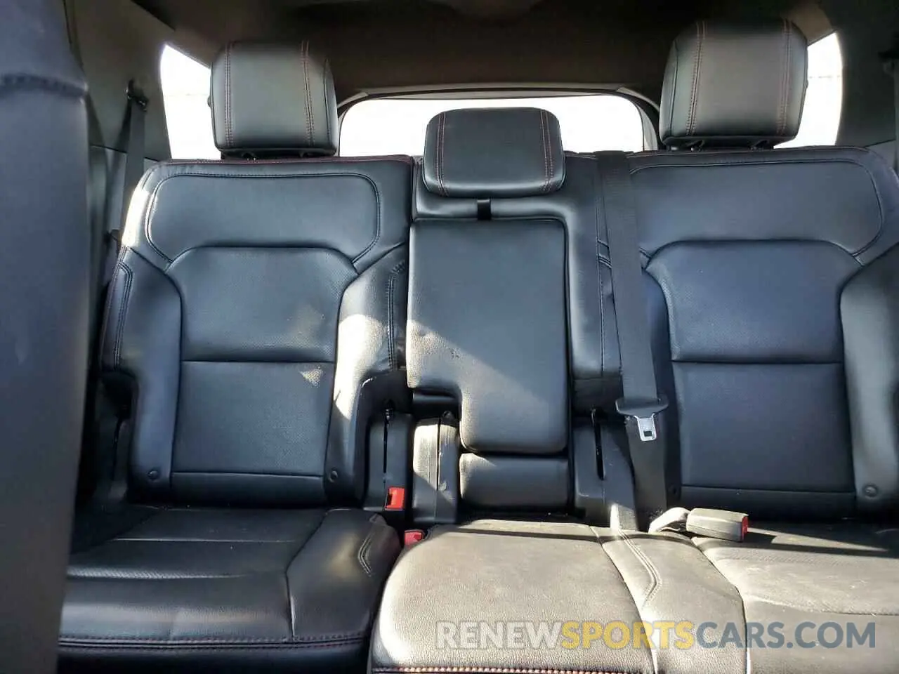 10 Photograph of a damaged car 1FM5K8GT3KGB41679 FORD EXPLORER 2019