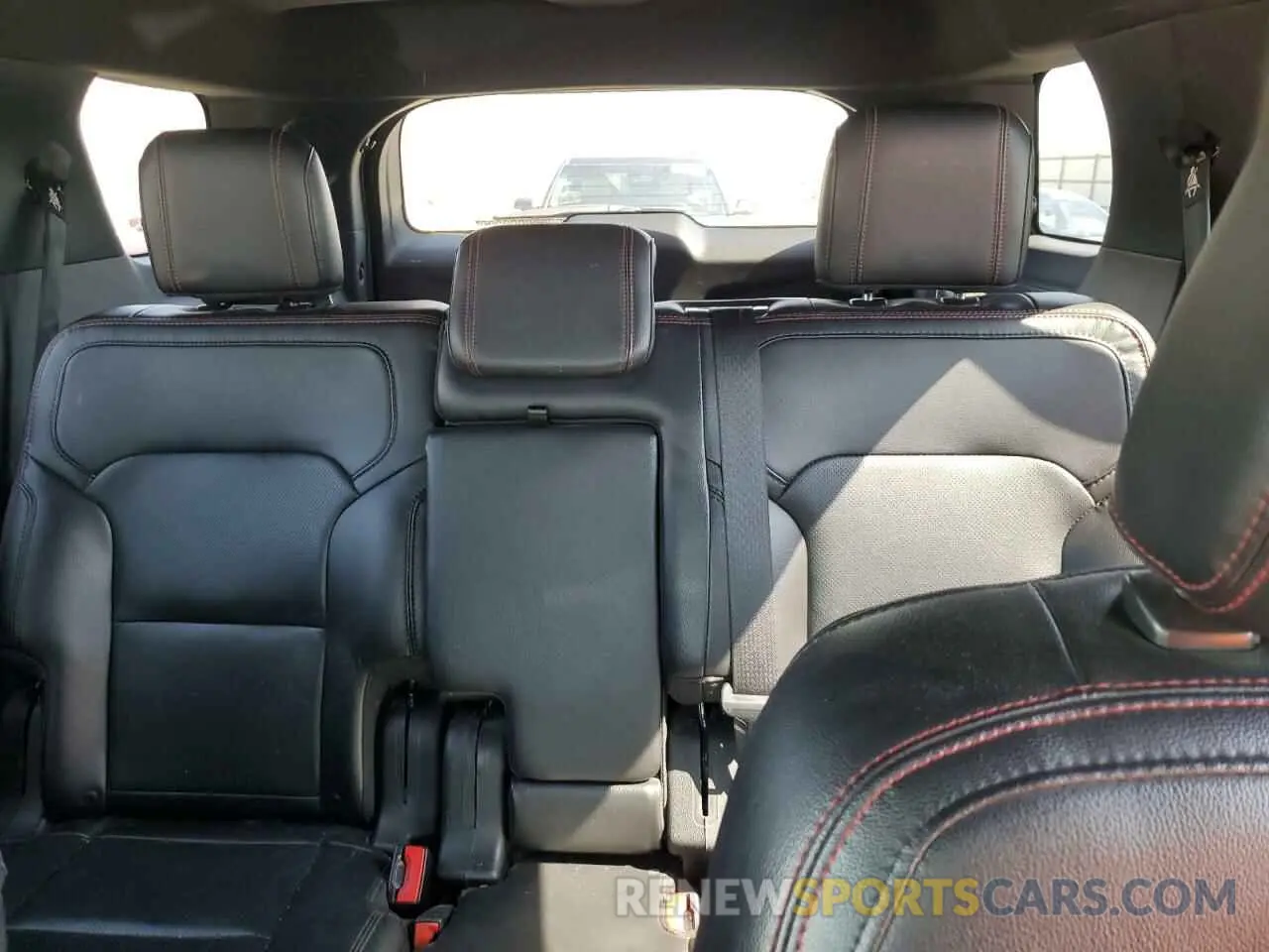 10 Photograph of a damaged car 1FM5K8GT4KGA60562 FORD EXPLORER 2019