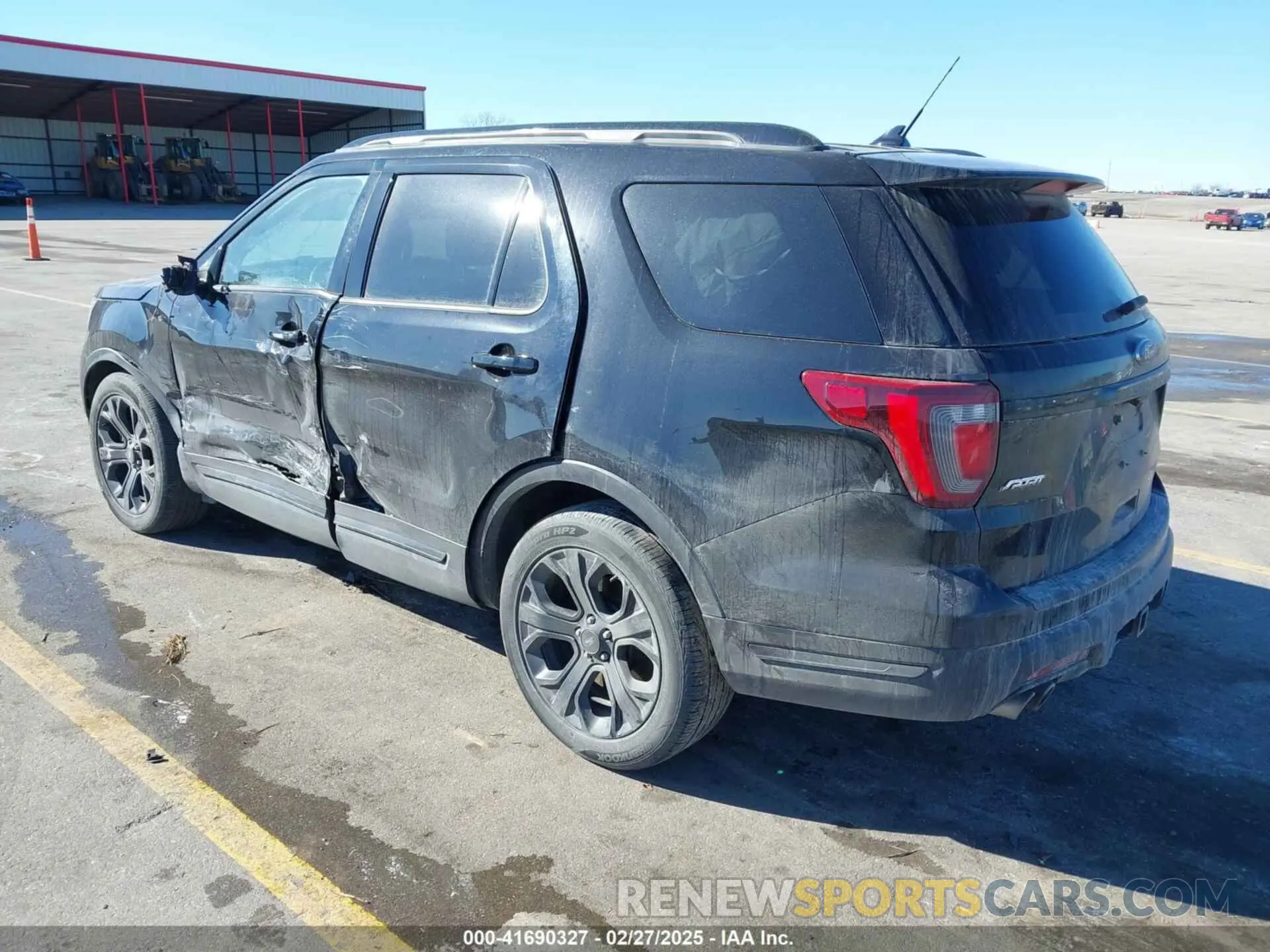 3 Photograph of a damaged car 1FM5K8GT5KGA27196 FORD EXPLORER 2019