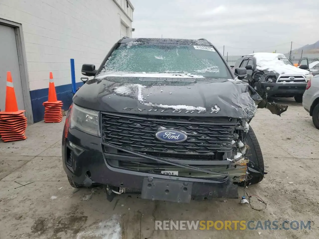 5 Photograph of a damaged car 1FM5K8GT5KGB12782 FORD EXPLORER 2019