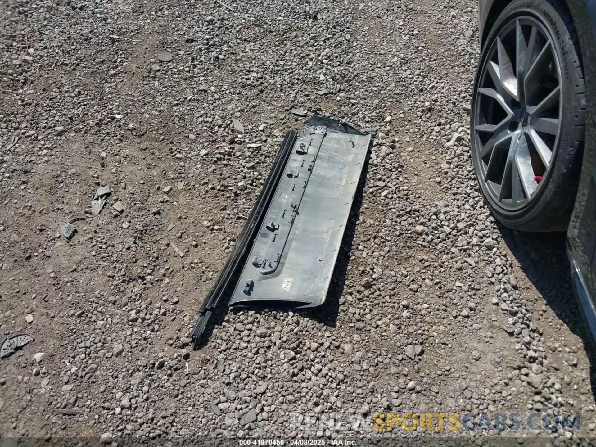 12 Photograph of a damaged car 1FM5K8GT6KGA76813 FORD EXPLORER 2019